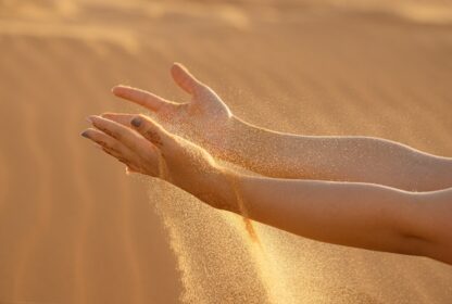 Trek yoga la magie des dunes de sable