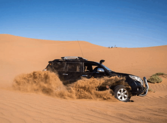 4x4 noir Grain de Sable du Maroc