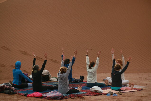 seance matinale de yoga Grain de Sable du Maroc